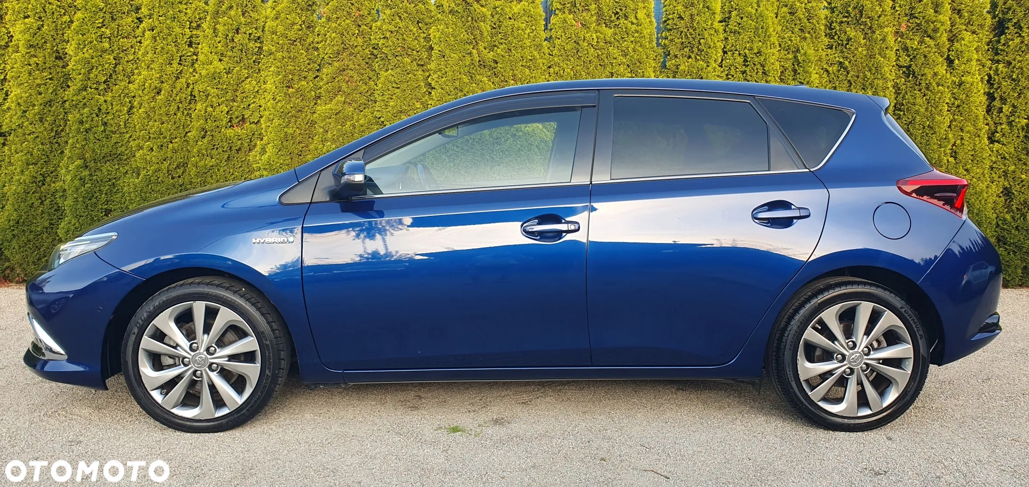 Toyota Auris - 2