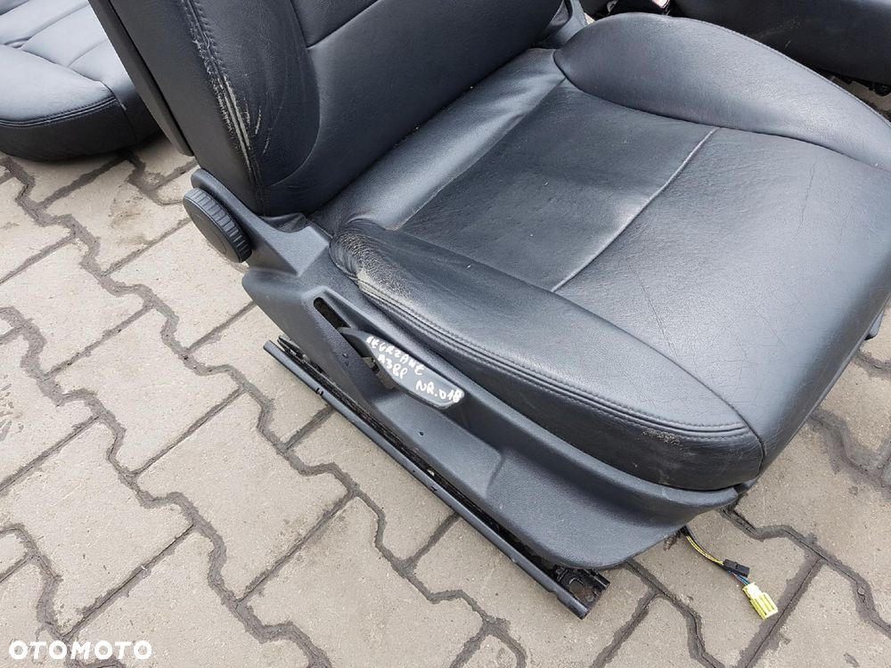 AUDI A3 8P FOTELE SKÓRZANE KANAPA 5D SPORTBACK - 4
