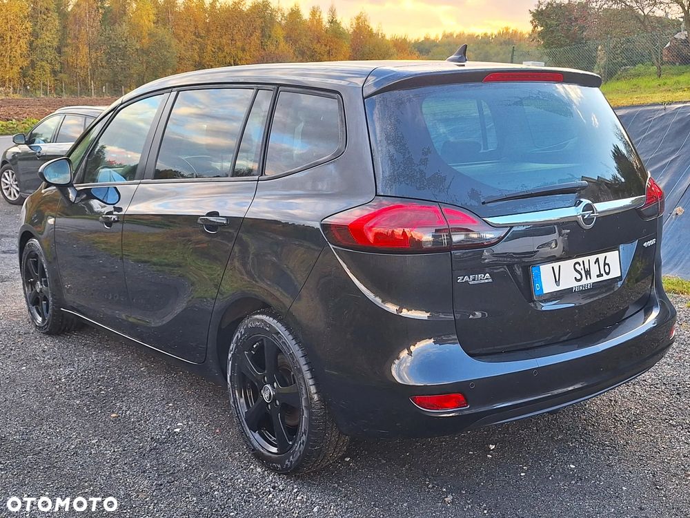 Opel Zafira 2015 photo 4