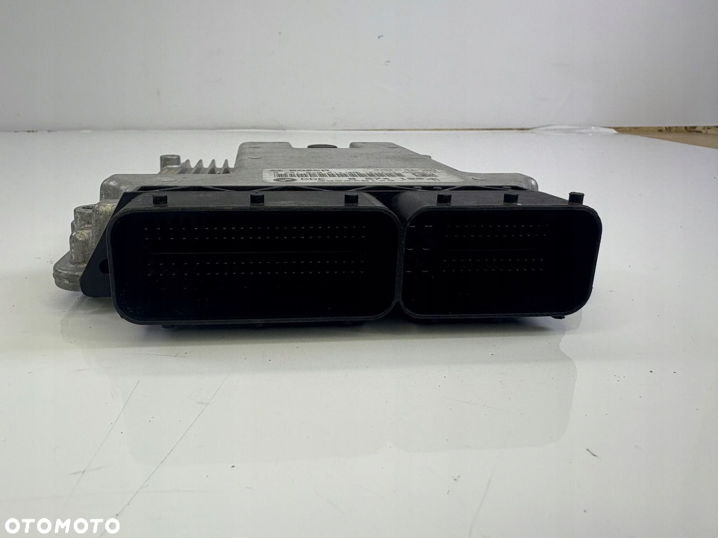 BMW F11 530D KOMPUTER STEROWNIK SILNIKA 8574100 - 4