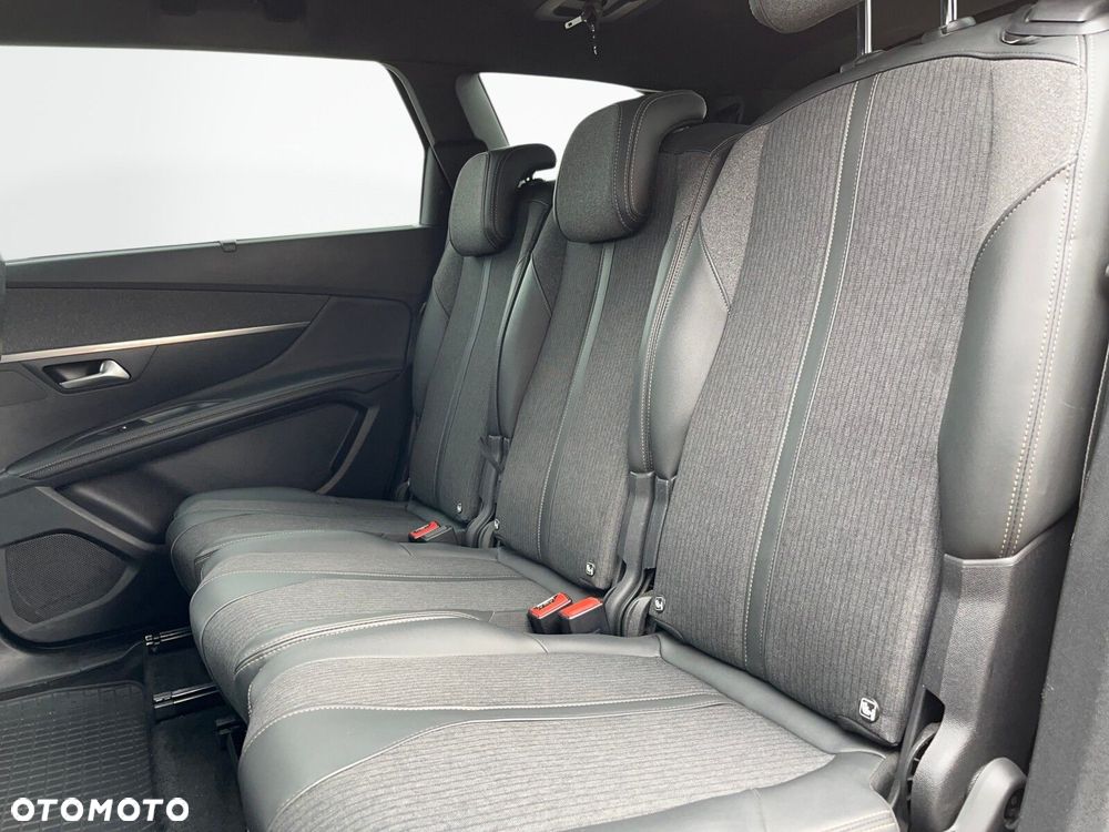 Peugeot 5008 - 15