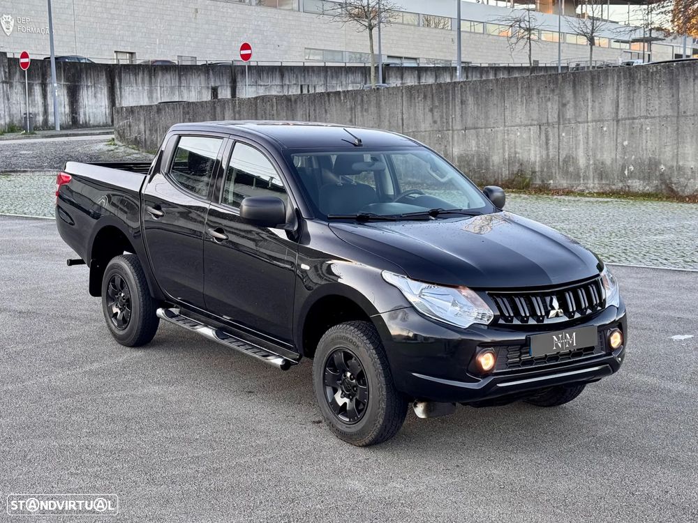 Mitsubishi L200 2.4 DI-D CD Invite 2WD - 2