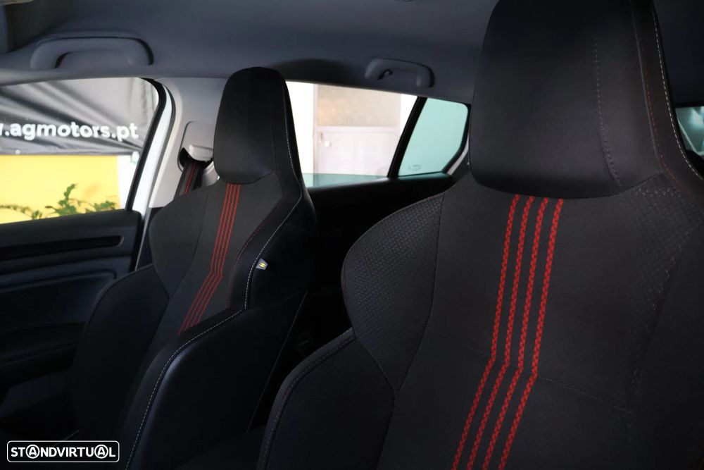 Renault Mégane Sport Tourer 1.3 TCe R.S. Line - 17