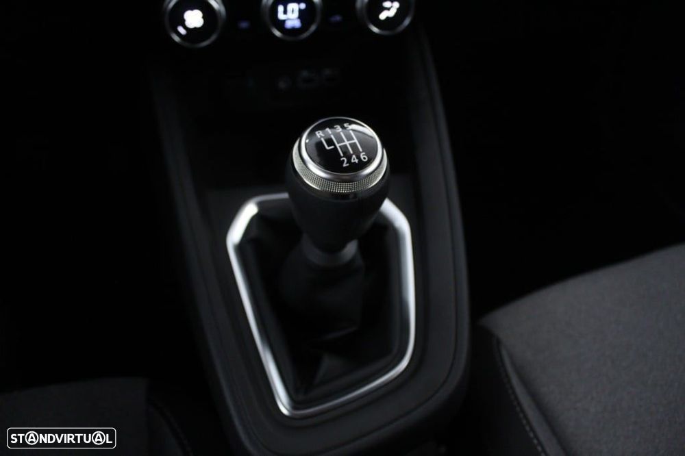 Mitsubishi Colt 1.0 MPI-T Invite - 30