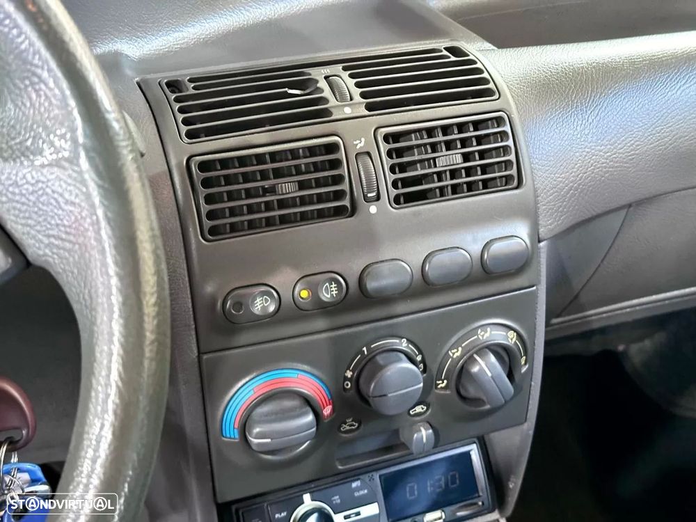 Fiat Punto Cabrio 16V - 22
