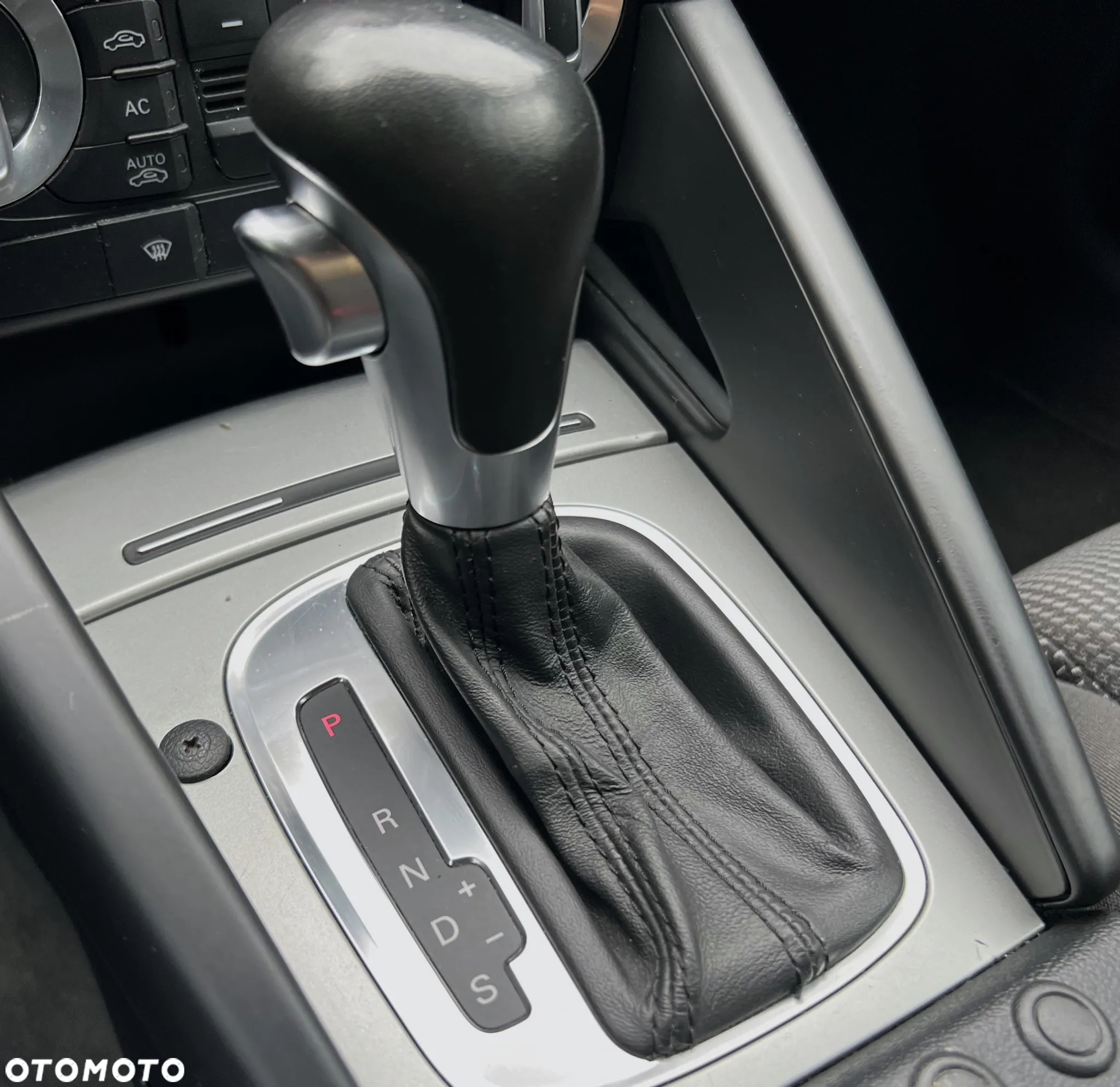 Audi A3 Sportback 2.0 TFSI Quattro Ambition S tronic - 25