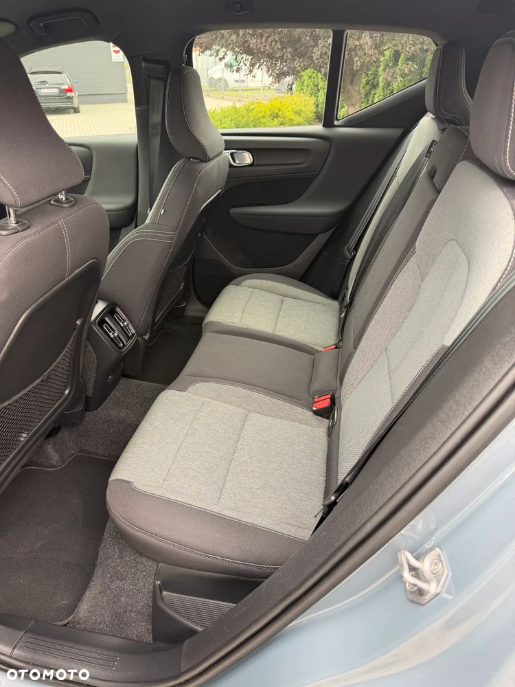Volvo XC 40 T3 Momentum Pro - 5