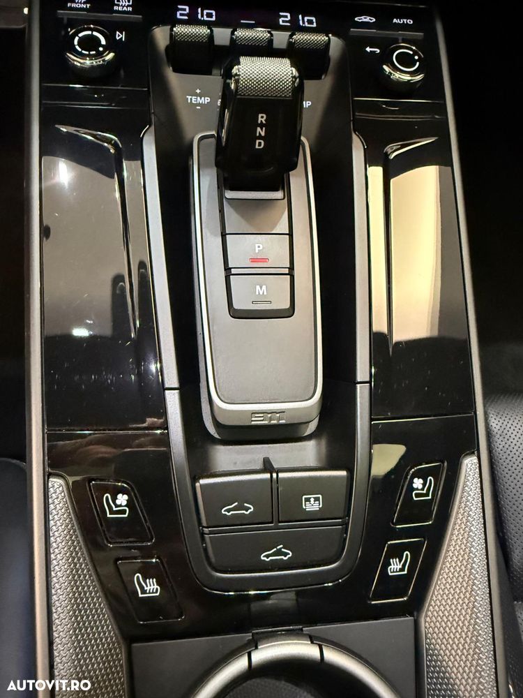 Porsche 911 Carrera PDK - 7