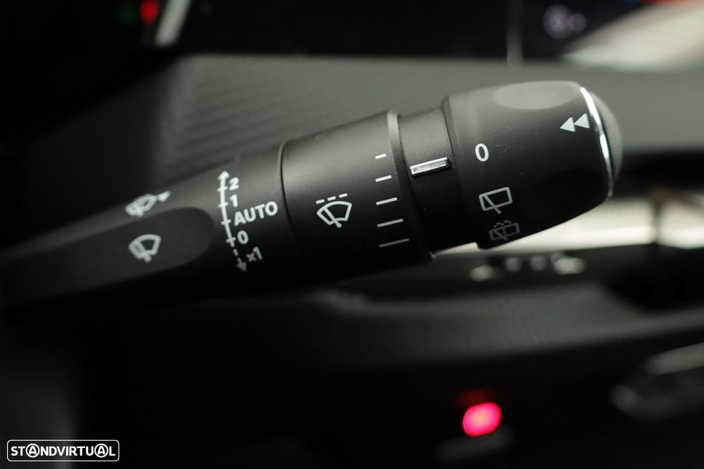 DS DS4 1.2 PureTech Rivoli EAT8 - 17