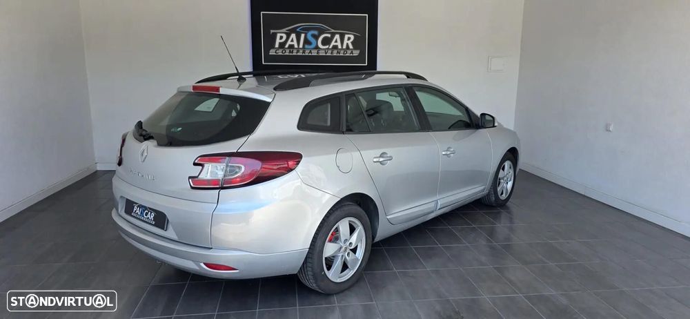Renault Mégane Sport Tourer 1.5 dCi Comfort SS - 4