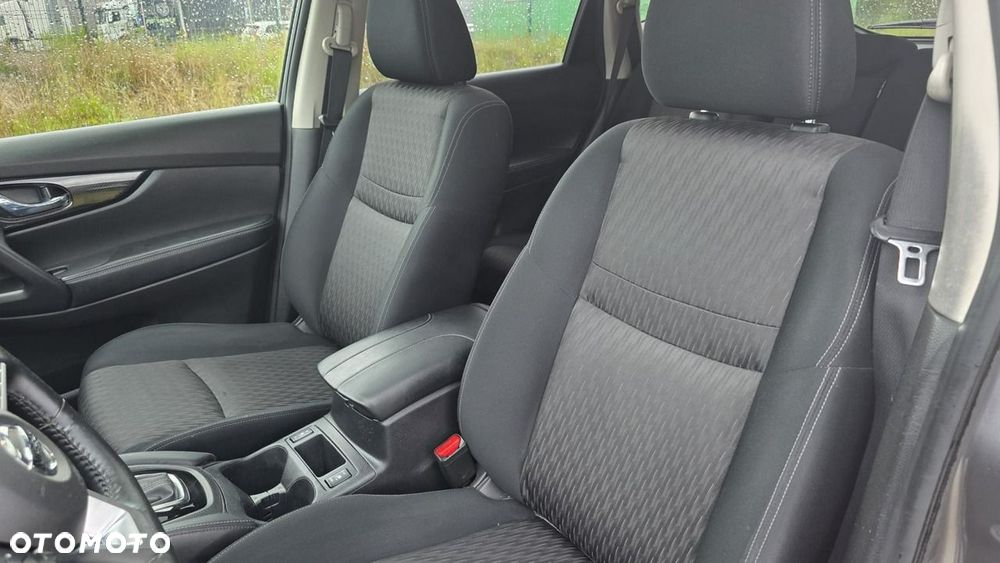 Nissan X-Trail - 8