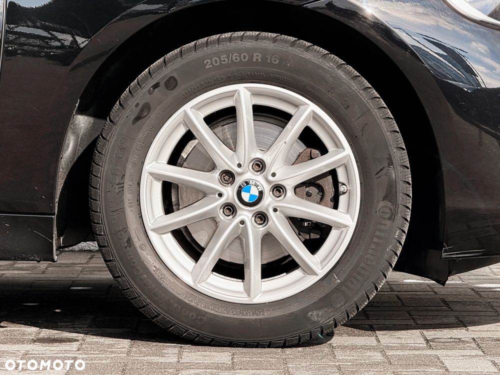 BMW Seria 2 218i - 13