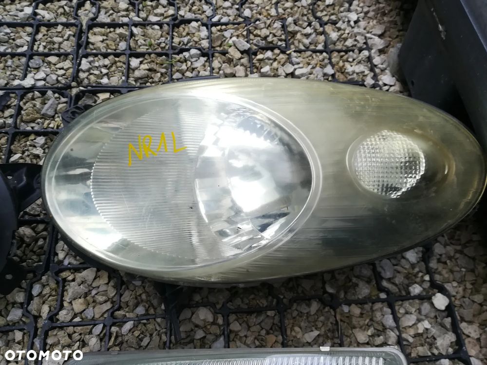 REFLEKTORY LEWE PRAWE NISSAN MIGACZE - 4