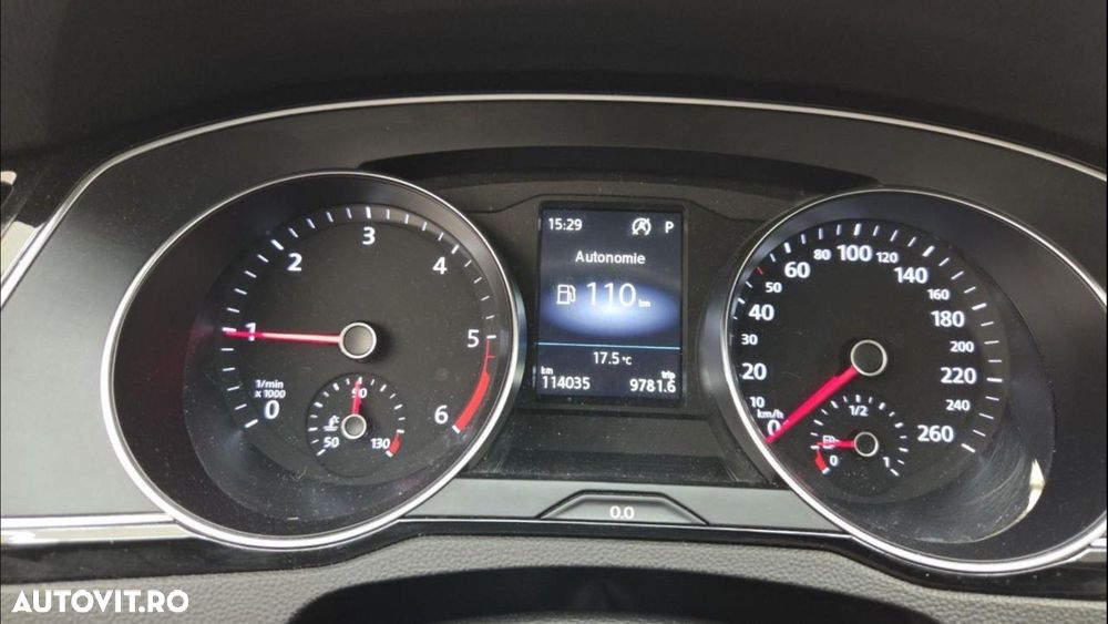 Volkswagen Passat 2.0 TDI DSG Comfortline - 6