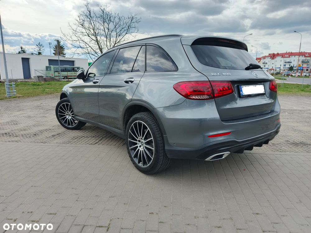 Mercedes-Benz GLC - 6