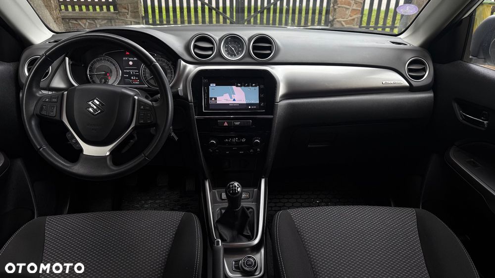 Suzuki Vitara 1.0 Boosterjet Allgrip Comfort - 11