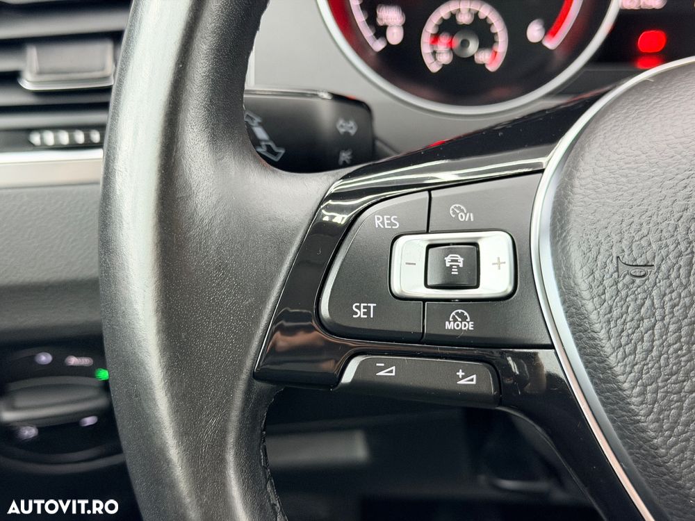 Volkswagen Golf Sportsvan 1.6 TDI (BlueMotion Technology) Comfortline - 28