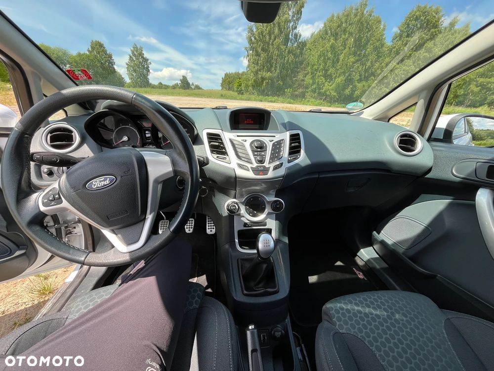 Ford Fiesta 1.4 Trend - 5