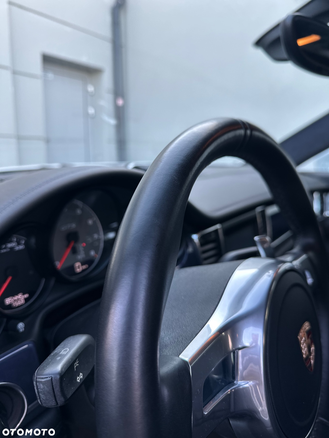 Porsche Panamera GTS PDK - 20