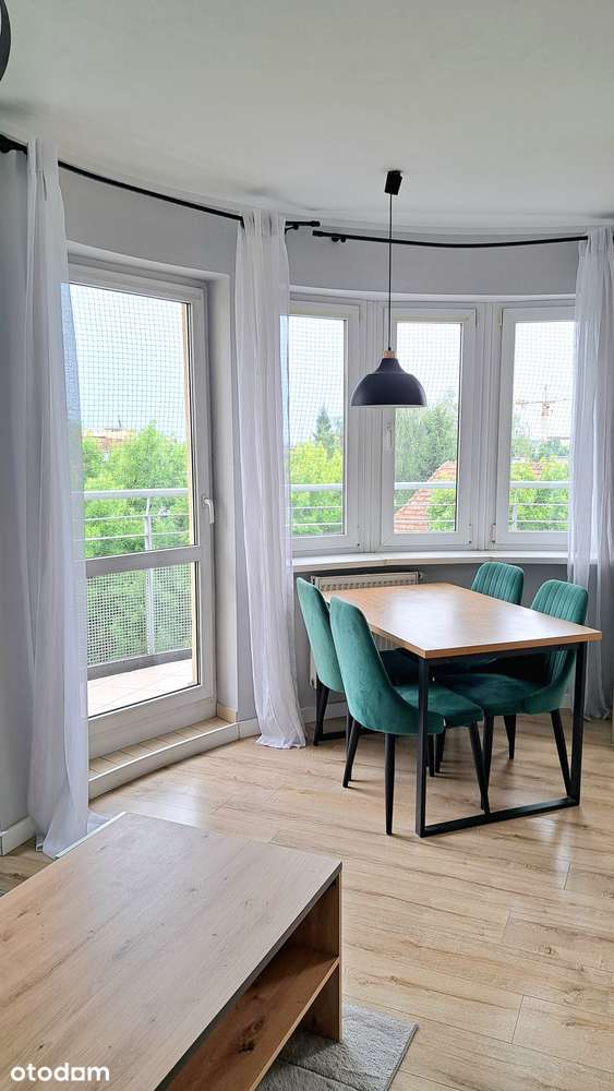 Duży Balkon 2006r. Wyposażone Górczyn Tramwaj Spokojna Okolica WInda