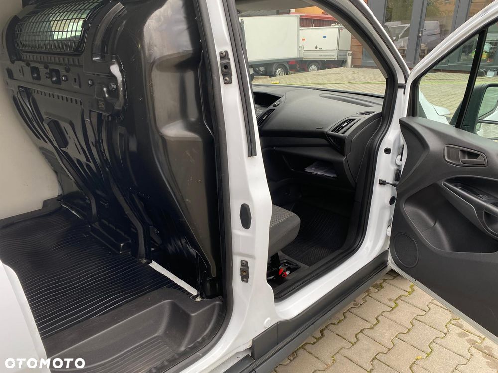 Ford CONNECT - 19