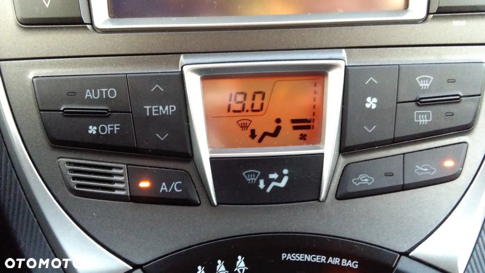 Toyota Verso S 1.33 Premium - 13
