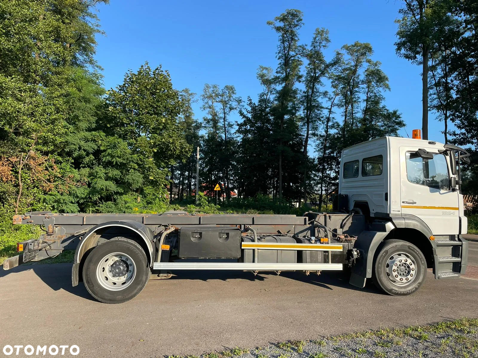 Mercedes-Benz Axor 1824 - 3