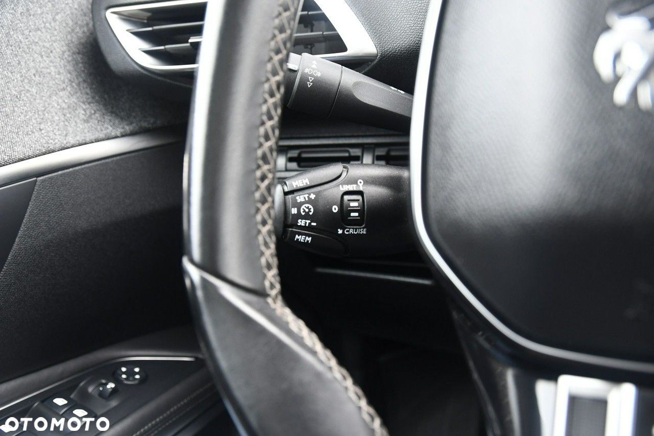 Peugeot 3008 - 29