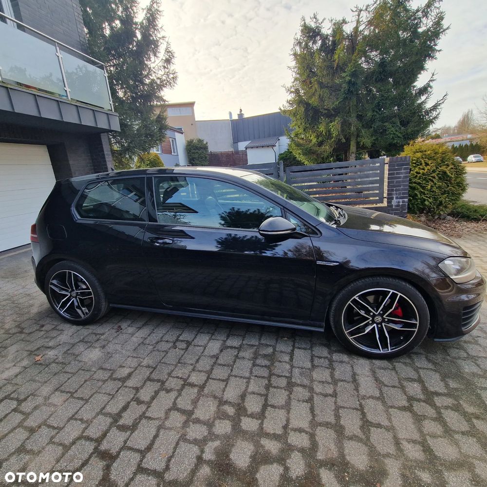 Volkswagen Golf GTD (BlueMotion Technology) DSG - 4