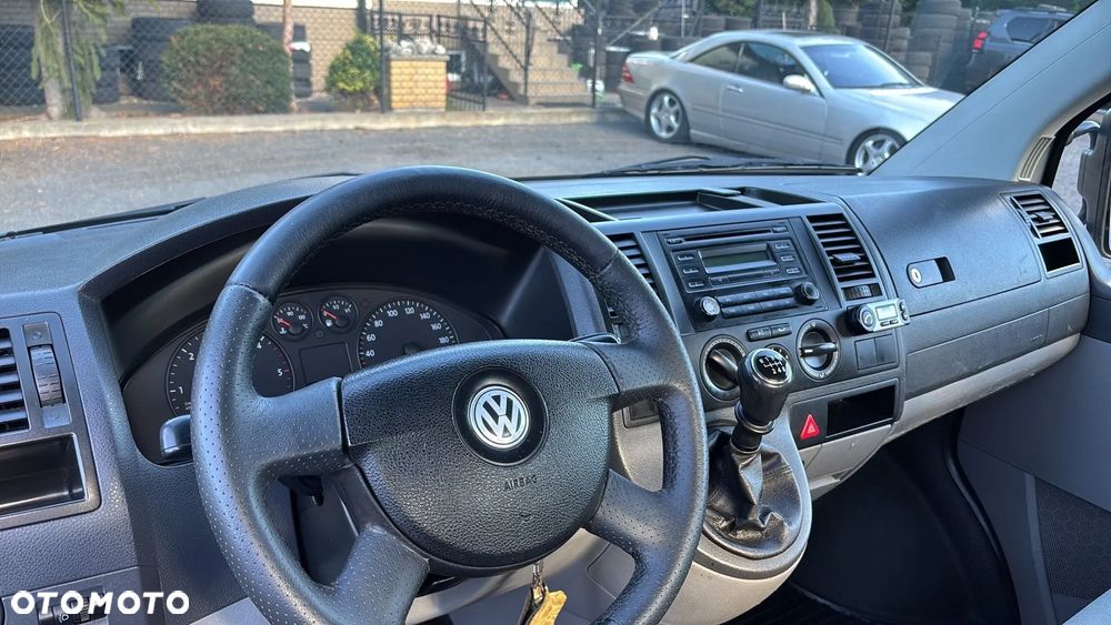 Volkswagen Transporter T5 - 9