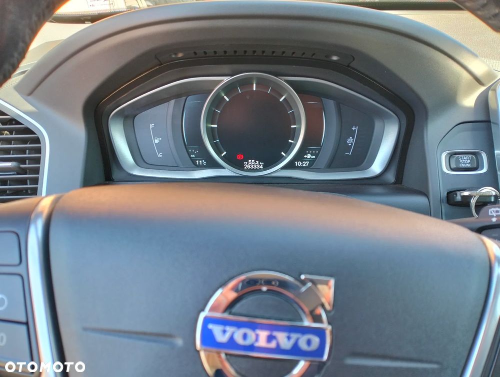 Volvo XC 60 D4 Drive-E Ocean Race - 11