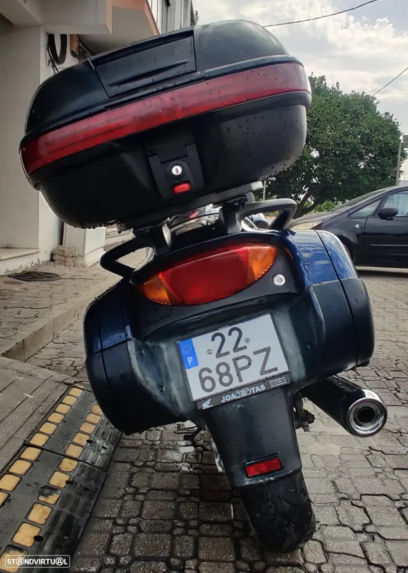 Honda Deauville 650 - 9