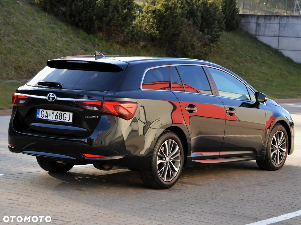 Toyota Avensis 2.0 Prestige MS - 2