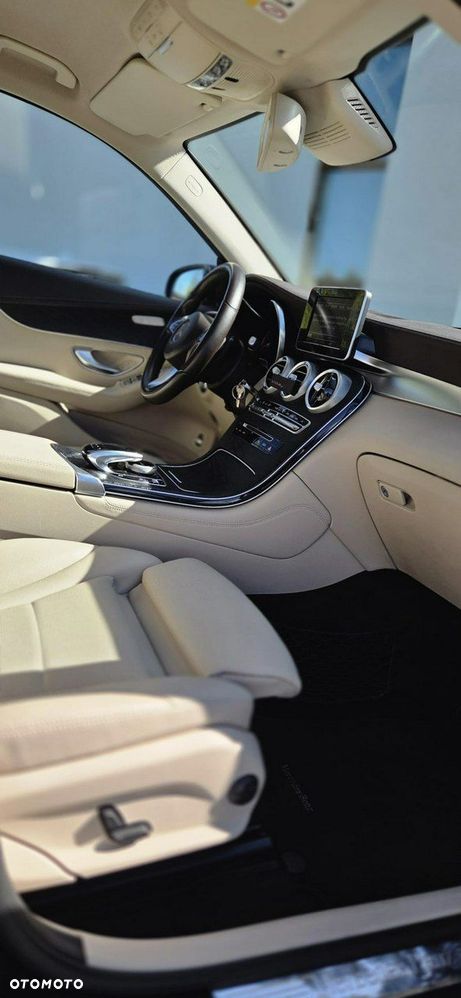 Mercedes-Benz GLC 220 d 4-Matic - 34