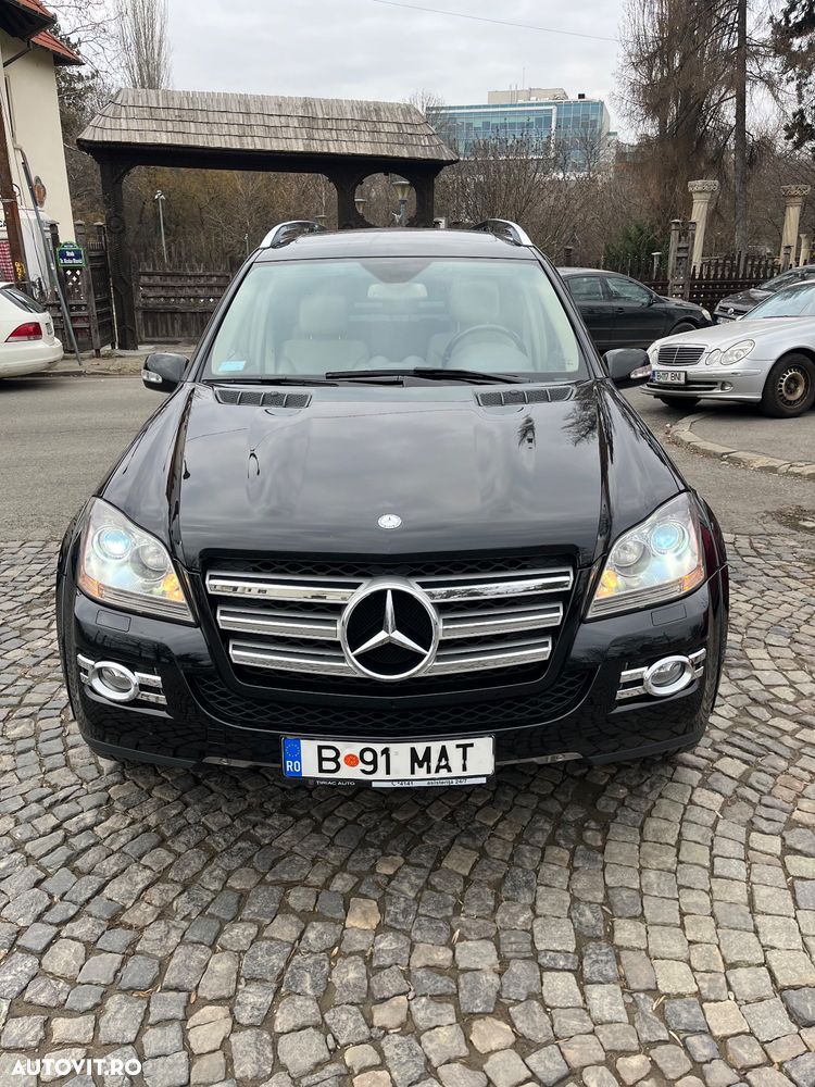 Mercedes-Benz GL 500 4-Matic Aut - 27
