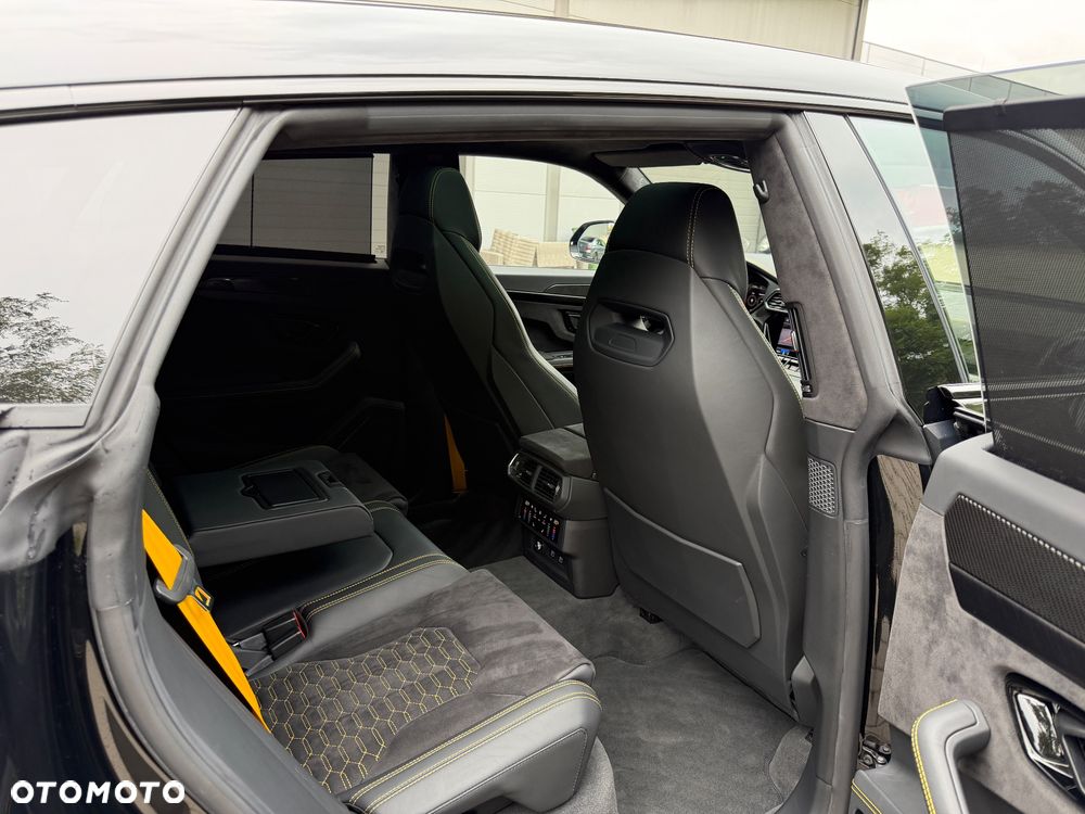 Lamborghini Urus - 27