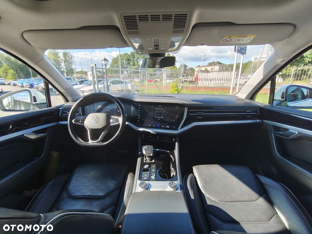 Volkswagen Touareg 3.0 V6 TDI SCR 4Mot Elegance - 12