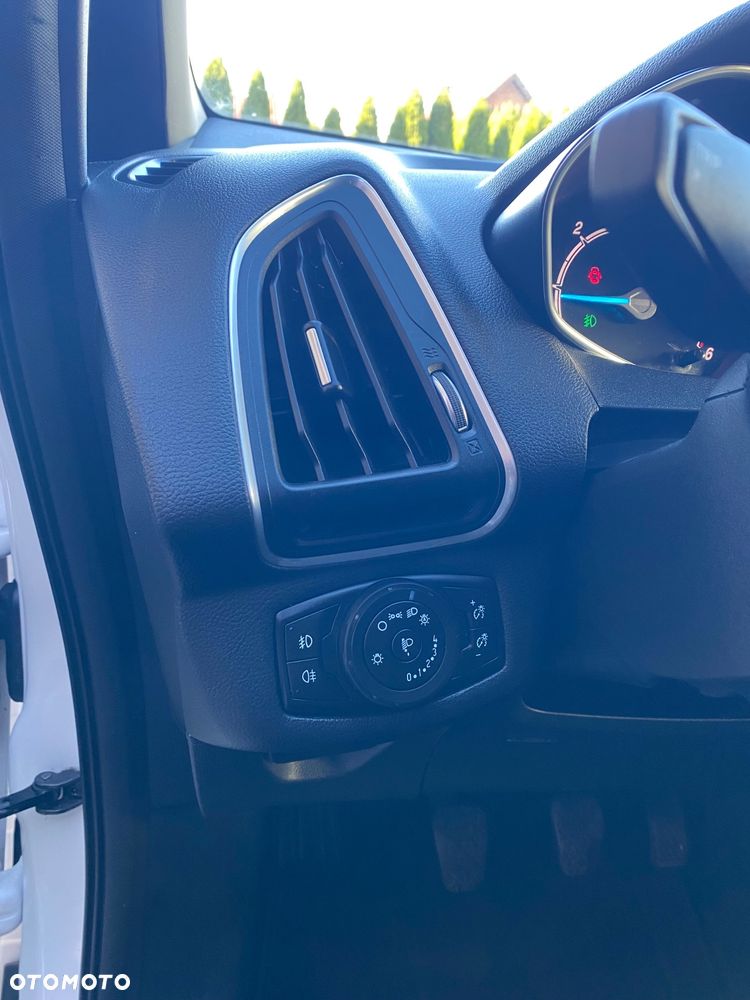 Ford B-MAX 1.5 TDCi Titanium - 30