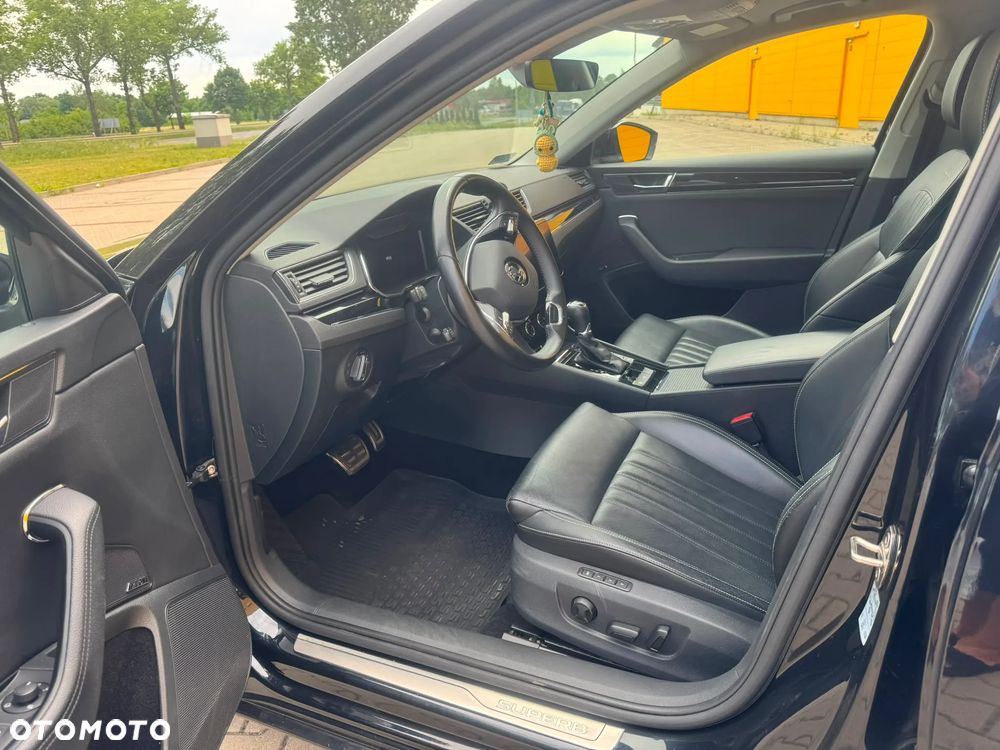 Skoda Superb 2.0 TDI SCR L&K DSG - 10