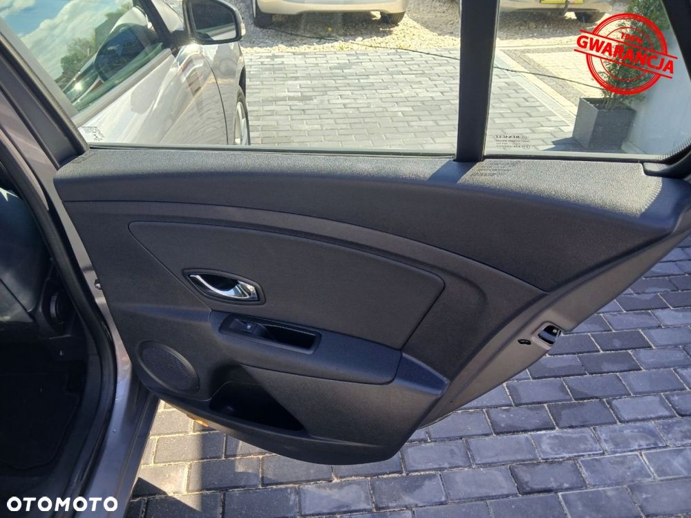 Renault Megane dCi 90 FAP Paris - 35
