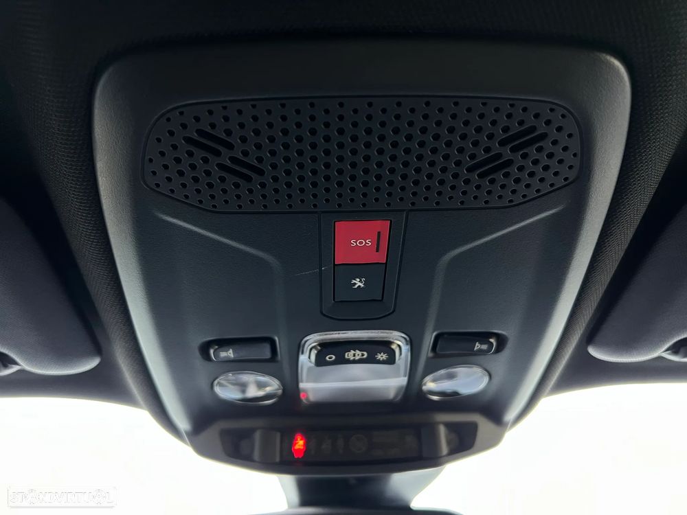 Peugeot e-2008 50 kWh Allure - 30