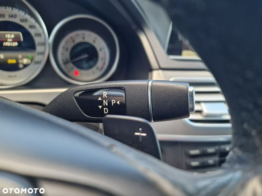 Mercedes-Benz Klasa E 200 7G-TRONIC Avantgarde - 35
