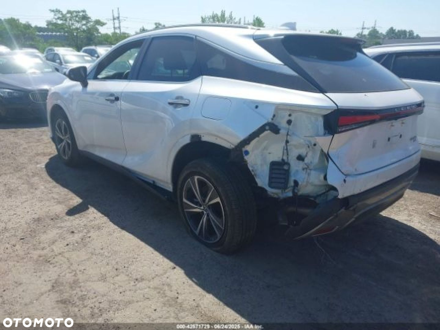 Lexus RX - 4