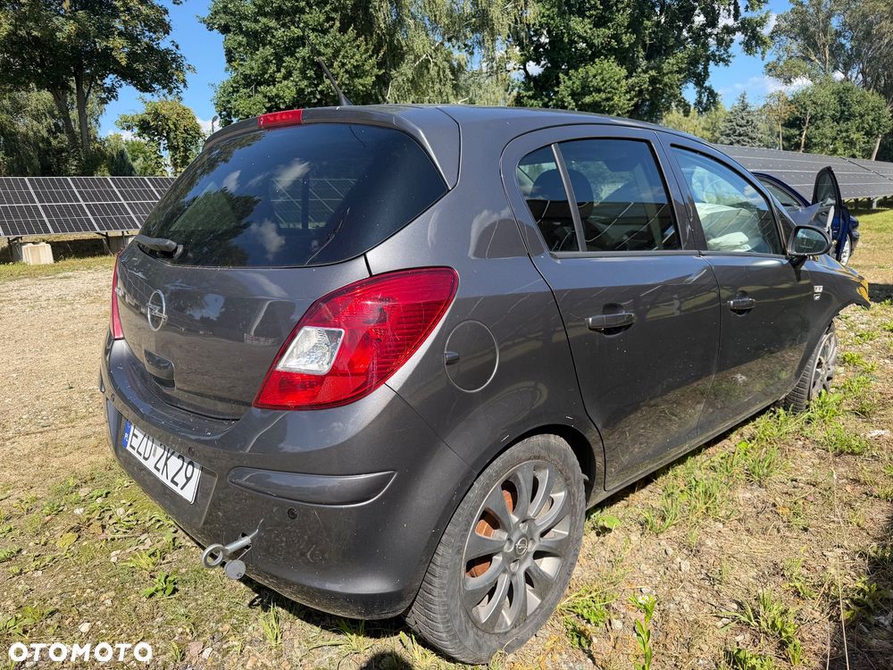 Opel Corsa - 1
