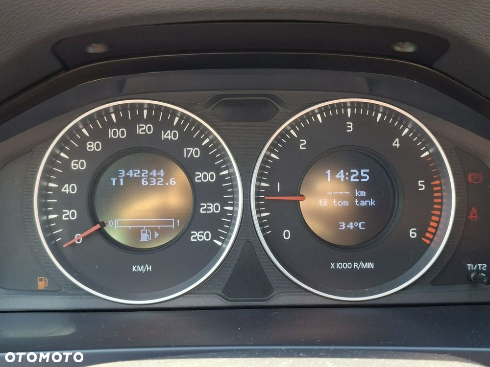 Volvo V60 D3 Momentum - 17