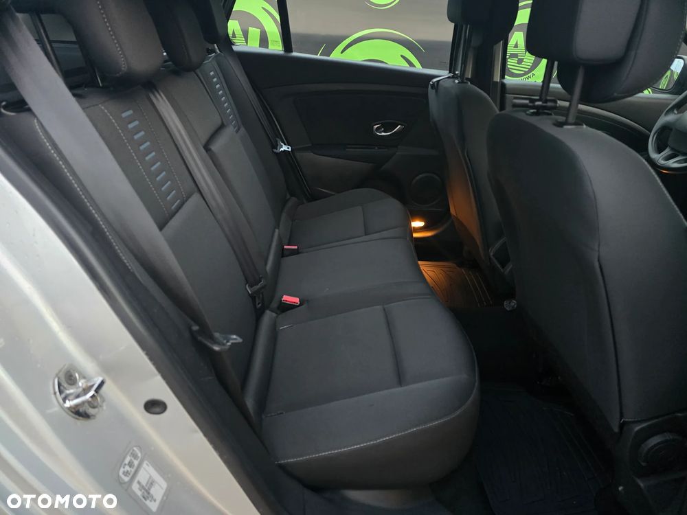 Renault Megane - 21