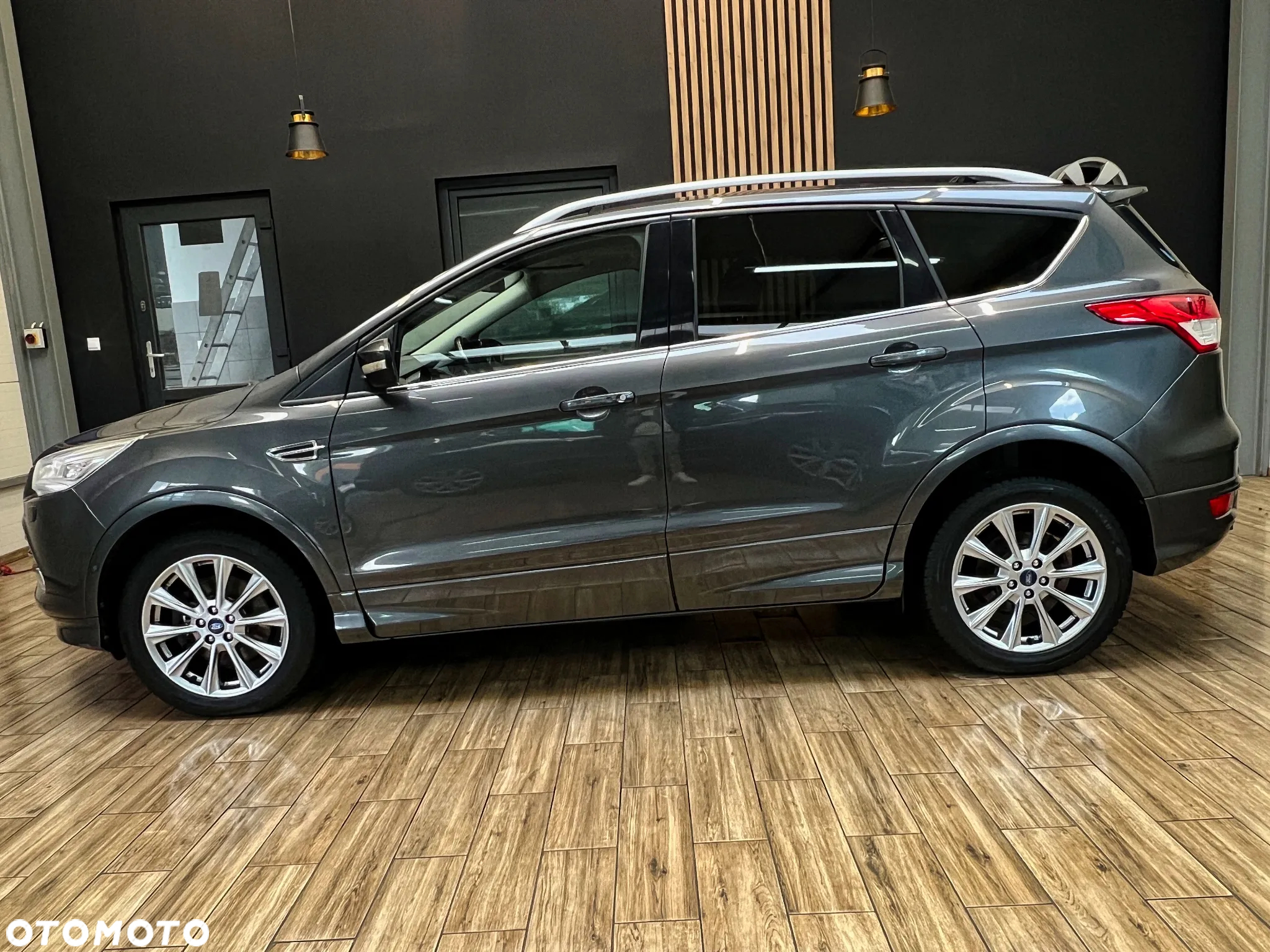 Ford Kuga 2.0 TDCi 4WD Titanium Plus - 11