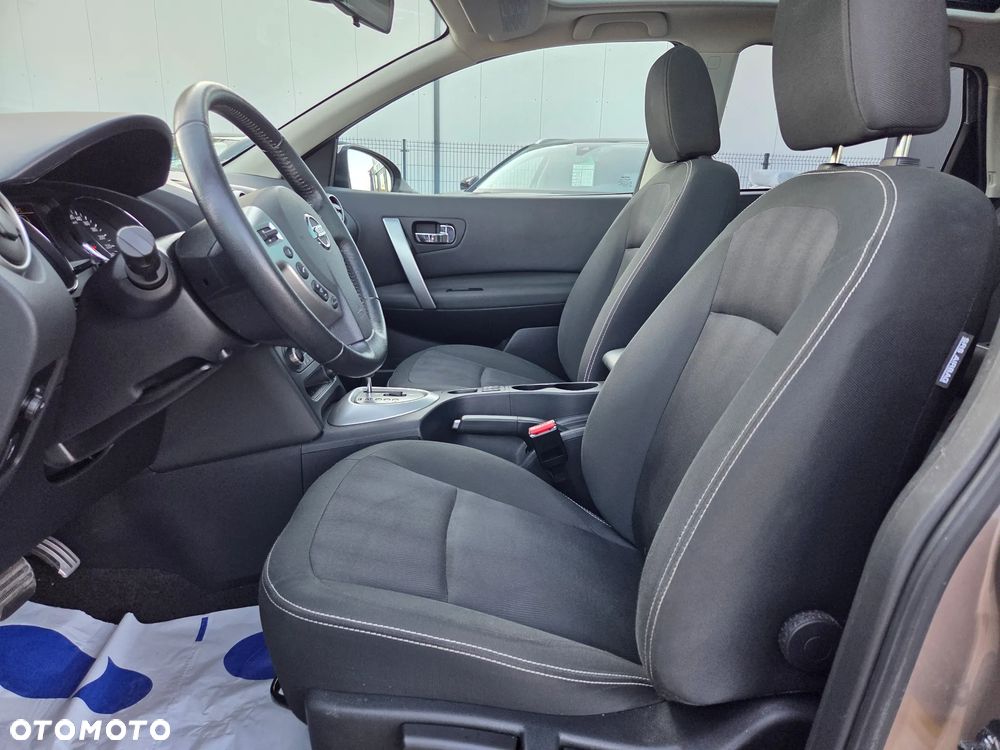 Nissan Qashqai 2.0 Tekna Premium CVT - 36