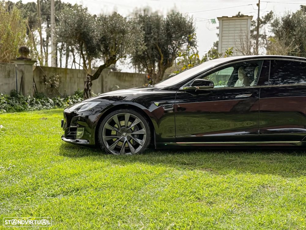 Tesla Model S Long Range - 7