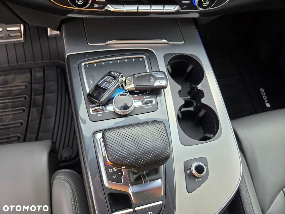 Audi Q7 - 33